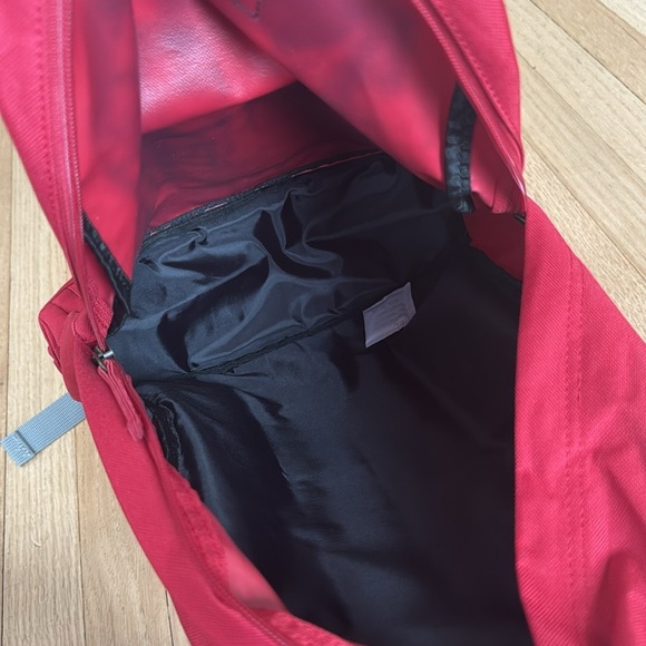 State Backpack - Picture 4 of 5